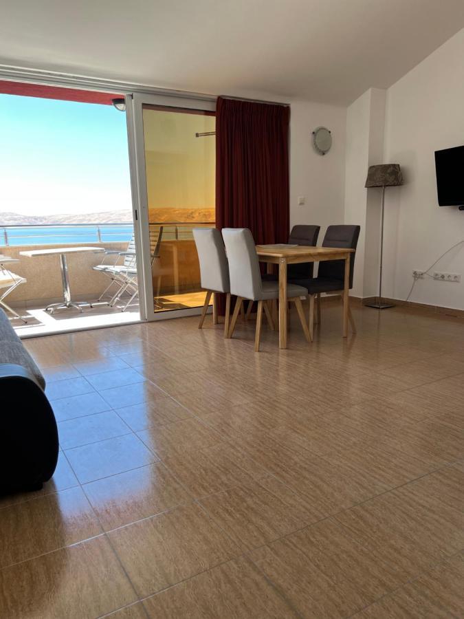 Apartments Angela Цезарица Екстериор снимка