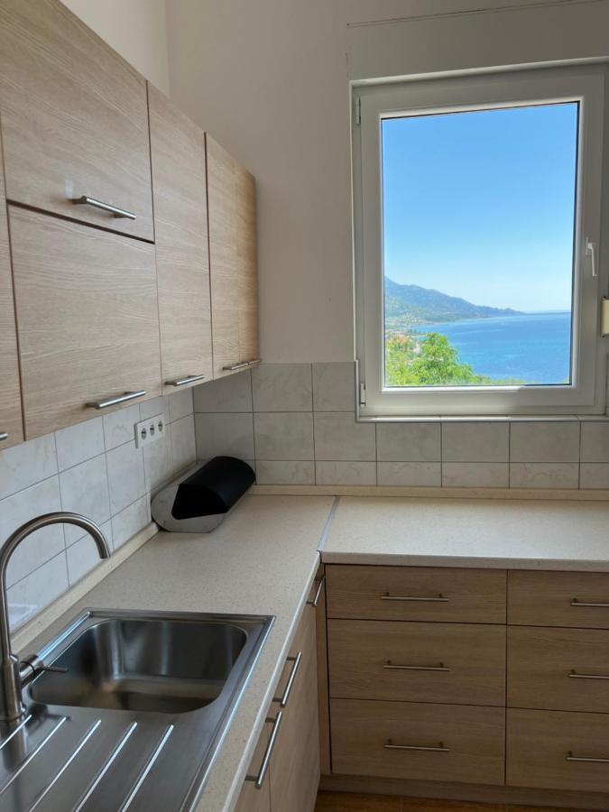 Apartments Angela Цезарица Екстериор снимка